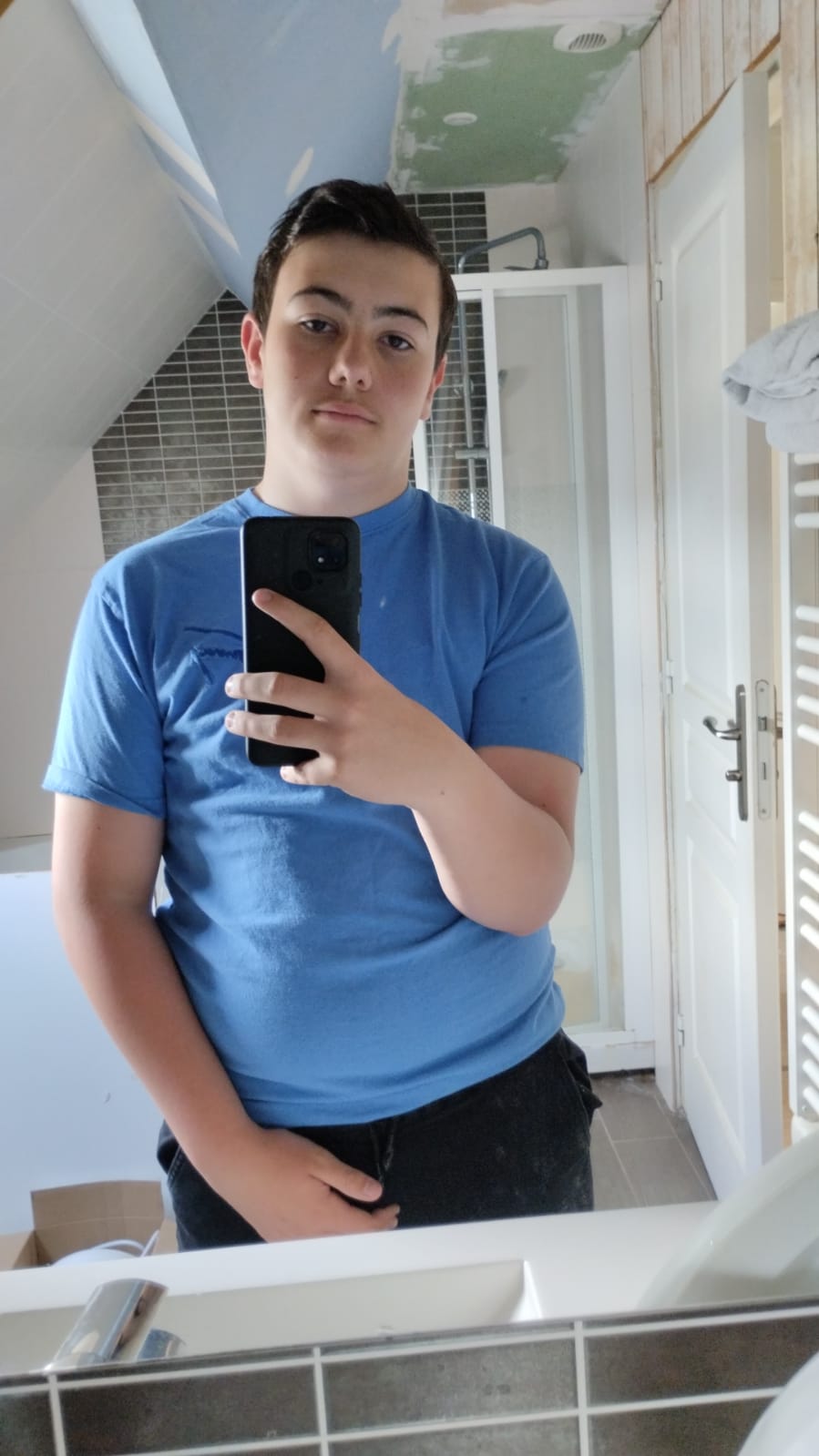 Eleuthere, 26 ans, Vinneuf
