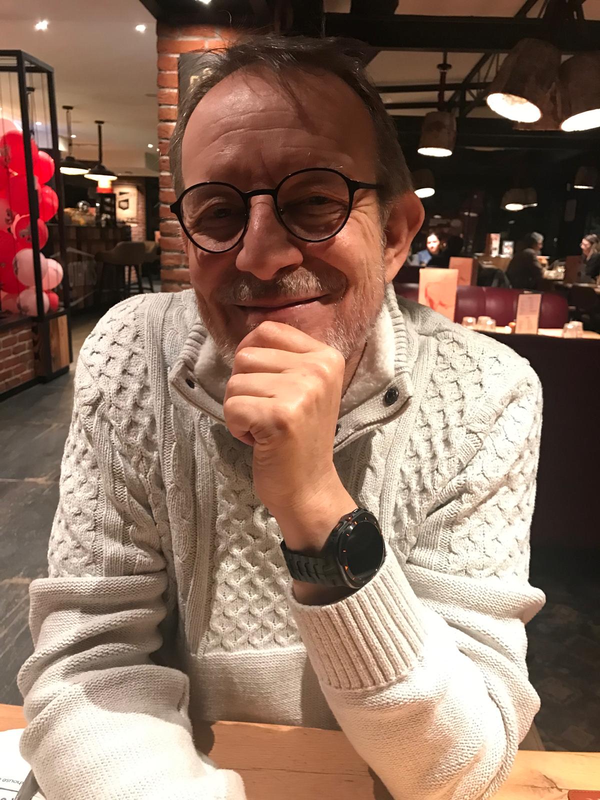 Esteve, 45 ans, Saint-Père