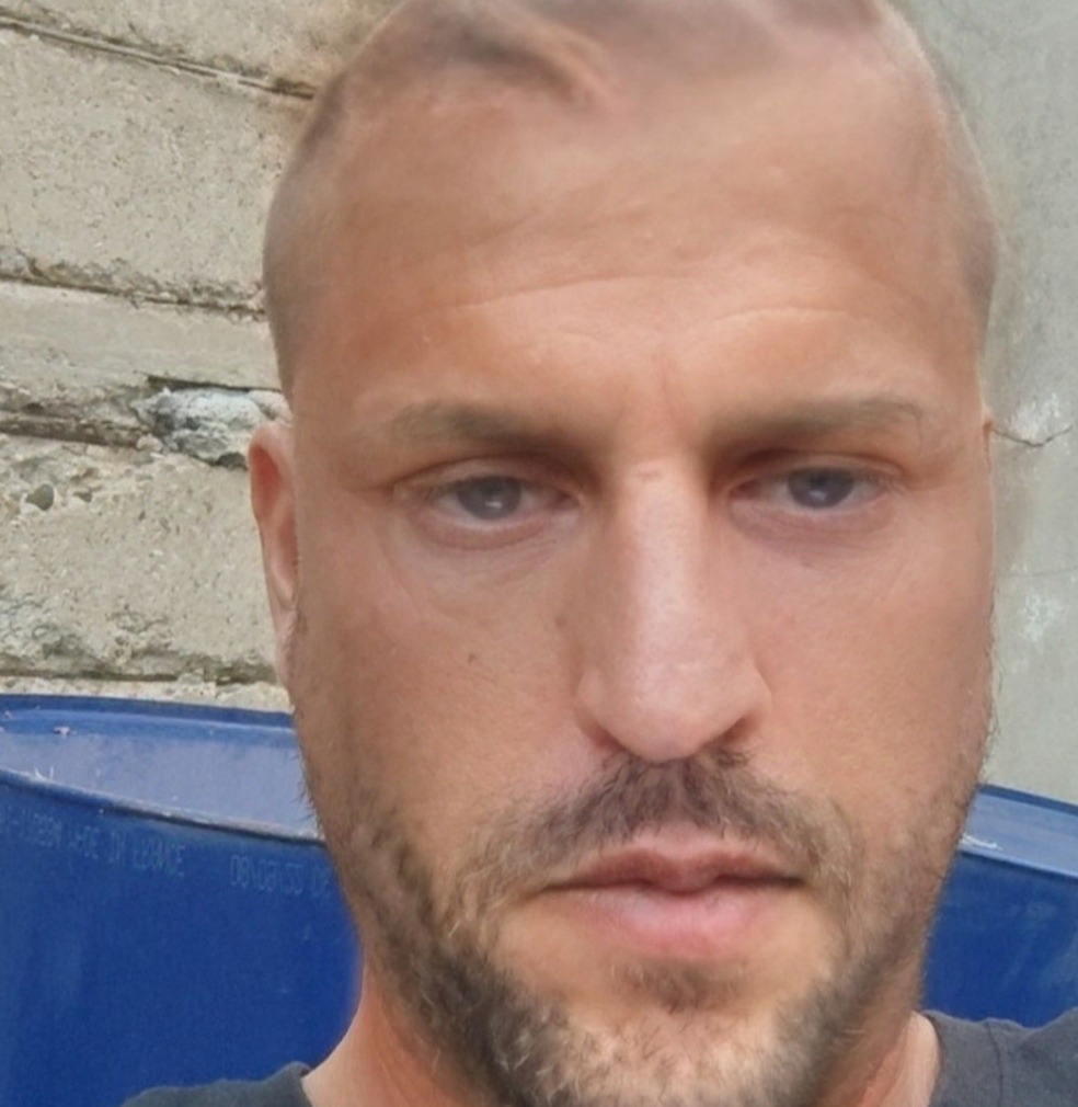 Mahfoud, 45 ans, Coulangeron