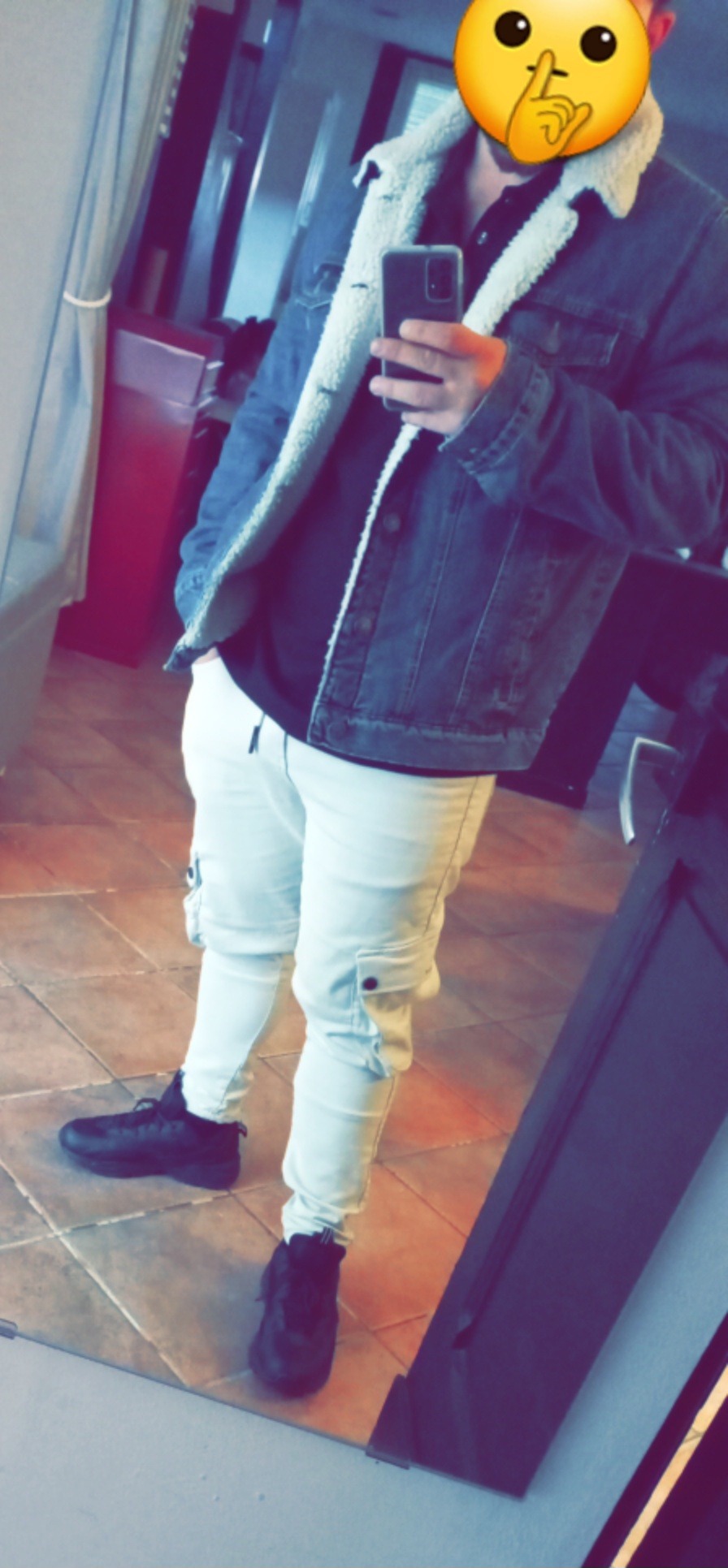 Hippolite, 23 ans, Montillot