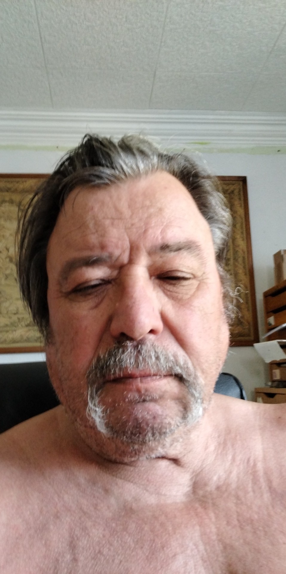 Elvin, 45 ans, Carisey
