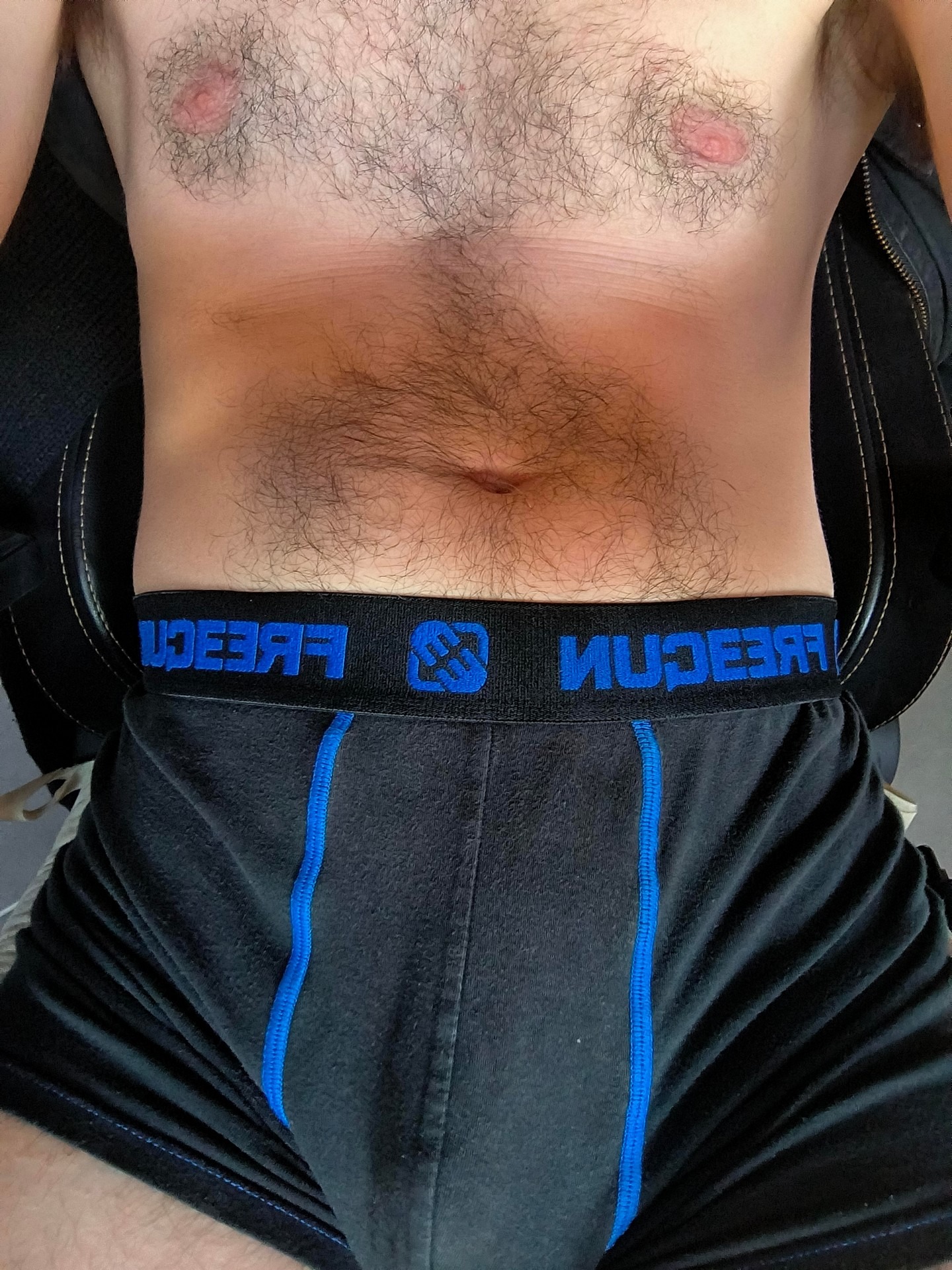 Ichai, 42 ans, Menades